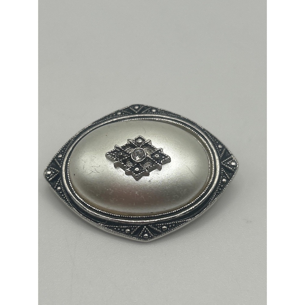 Avon Silver Tone Domed‎ Oval Brooch Pin Faux Pearl Center Rhinestone Accent